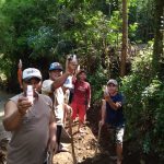 Semangat Gotong-Royong, Warga Dusun Winong Lakukan Kerja Bakti Bersihkan Tepi Jalan dan Gorong-Gorong
